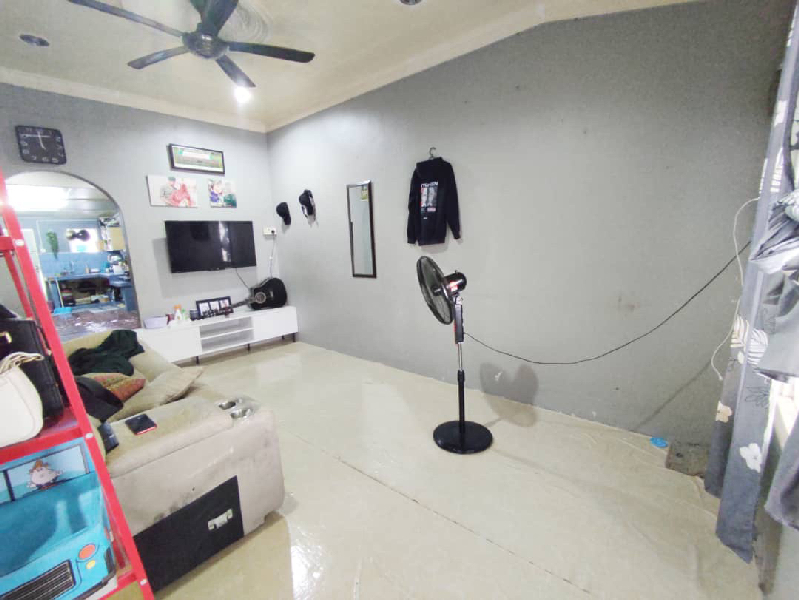 RUMAH TERES 1 TINGKAT UNTUK DIJUAL Taman Tas, Kuantan, Pahang.  - photo 4