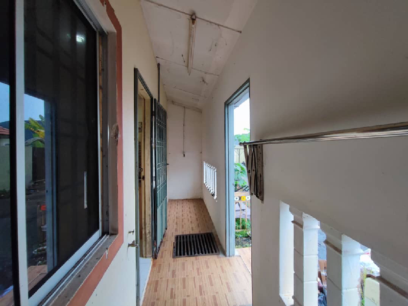 rumah teres setingkat fully renovated taman batu hitam - photo 8