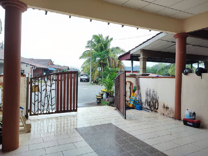 rumah teres setingkat fully renovated taman batu hitam - photo 10