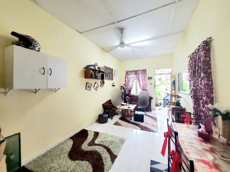 Rumah teres setingkat taman balok baru kuantan - photo 3