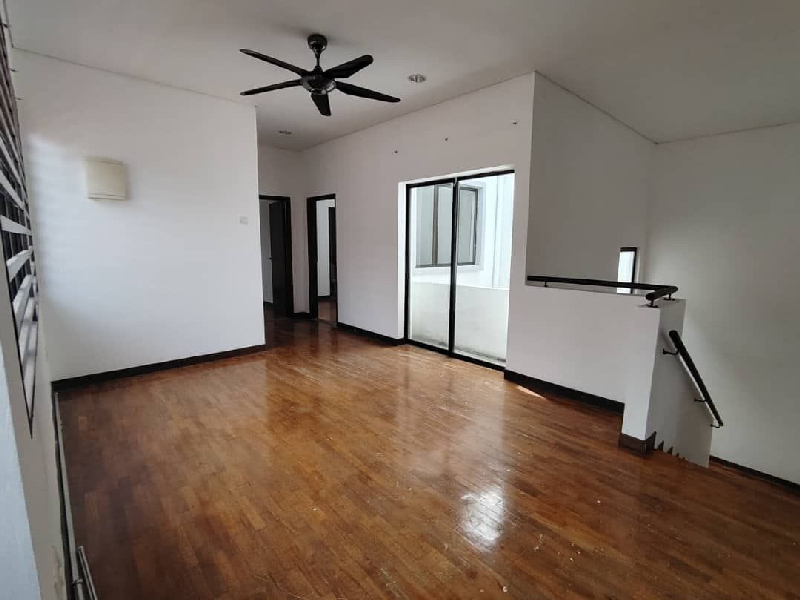 Rumah Semi D Dua Tingkat Bandar Putra - photo 2