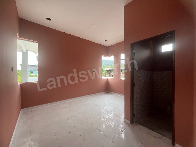 Rumah banglo setingkat baru di Tebing Tembah Paka - photo 5