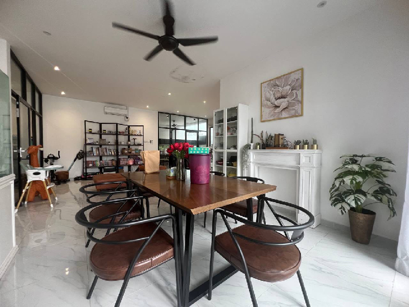 Rumah semi d setingkat Mewah Dan Moden Di Cehndor - photo 6