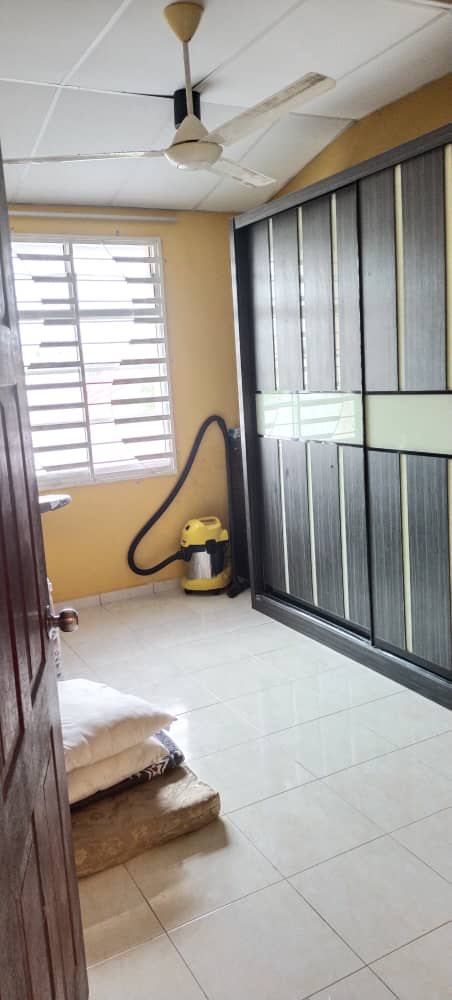 Rumah teres setingkat setengah taman psj kuantan - photo 3