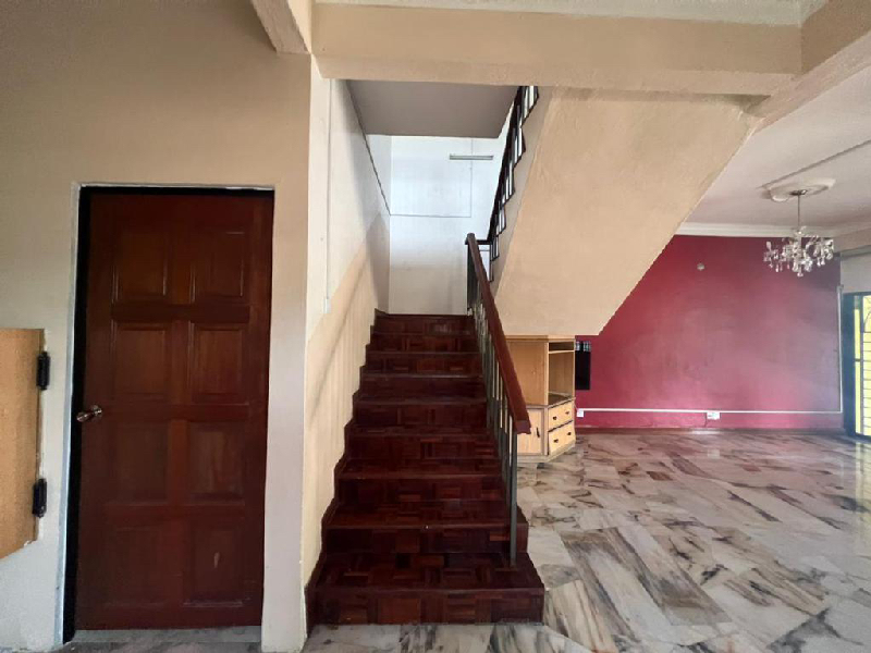 Rumah Teres Endlot Dua Tingkat Alor Akar Kuantan - photo 4