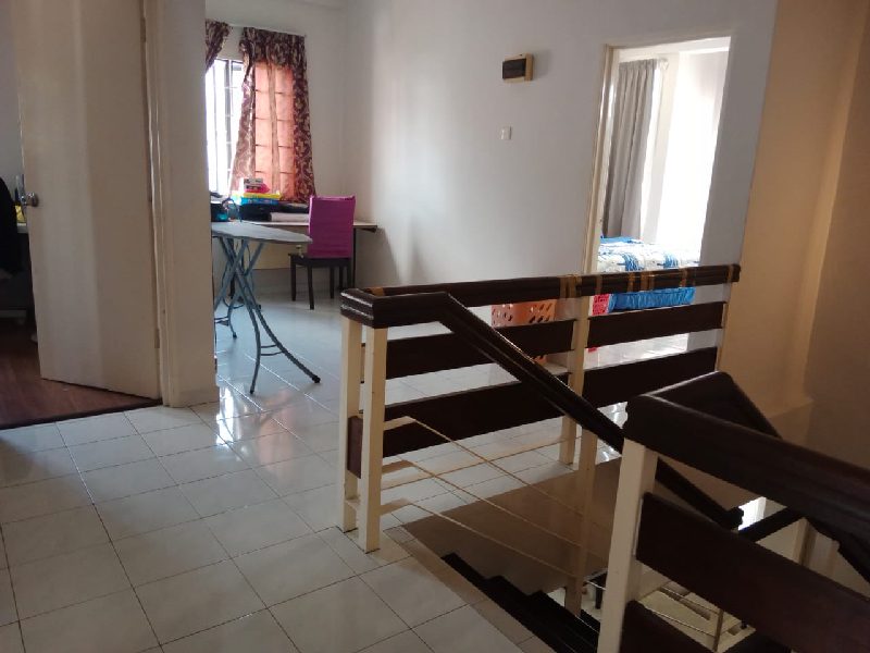 Rumah Teres Endlot Dua Tingkat Indera Mahkota 6 - photo 6