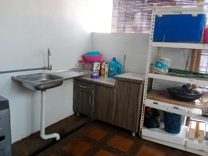 Rumah Teres Endlot Dua Tingkat Indera Mahkota 6 - photo 9