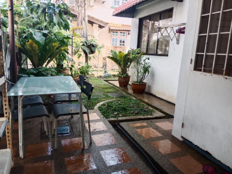 Rumah Teres Endlot Dua Tingkat Indera Mahkota 6 - photo 11