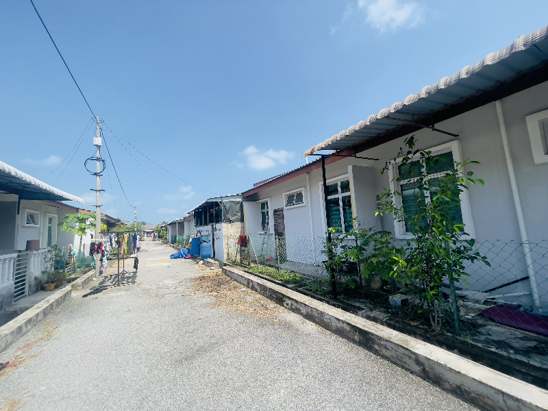 RUMAH TERES SETINGKAT KEMPADANG BAY (Facing Open) - photo 7