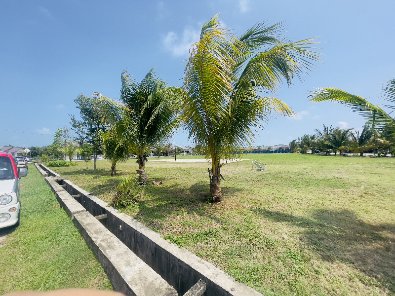 RUMAH TERES SETINGKAT KEMPADANG BAY (Facing Open) - photo 8