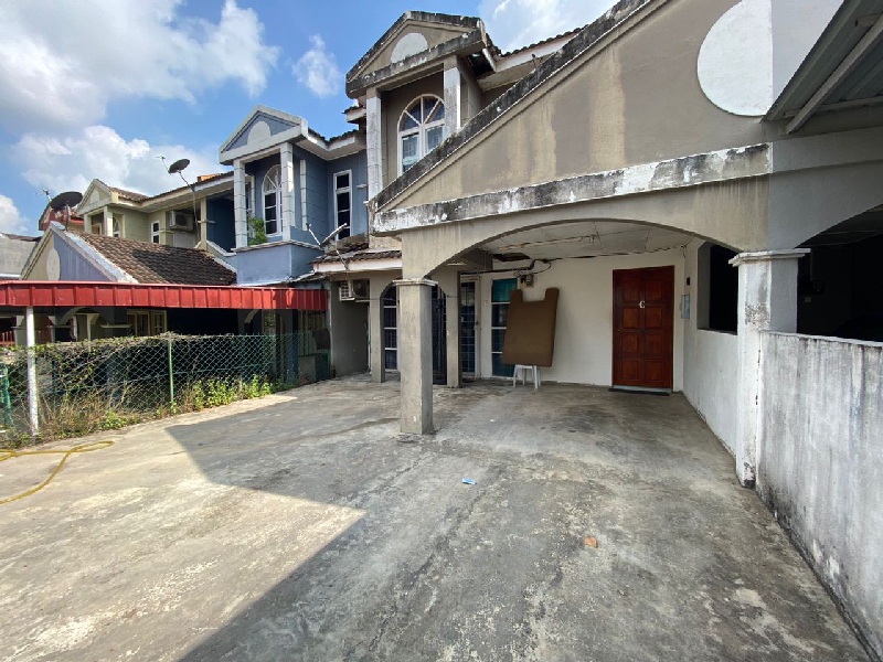RUMAH TERES DUA TINGKAT  INDERA MAHKOTA 6 KUANTAN FULLY FURNISHED  - photo 10
