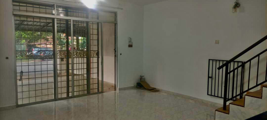 Rumah Teres 2 Tingkat Taman Seri Mekar Kemaman - photo 2