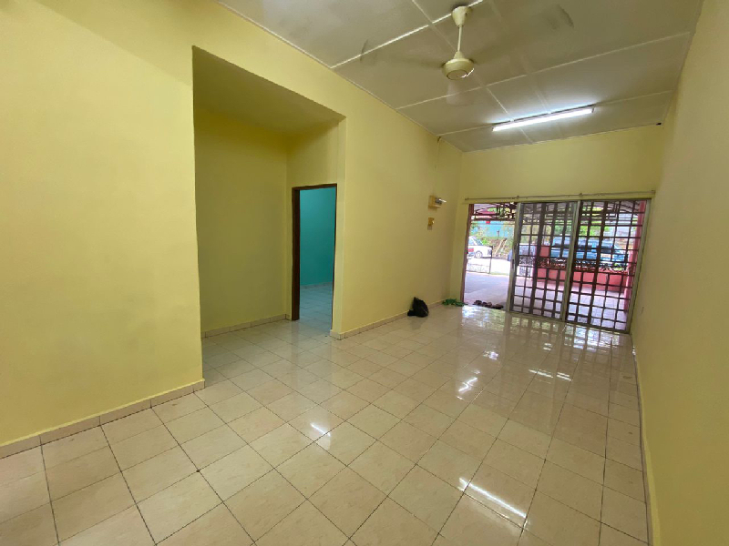 Rumah TERES 1 TINGKAT (INTERMEDIATE LOT) DI INDERA MAHKOTA 14 - photo 2