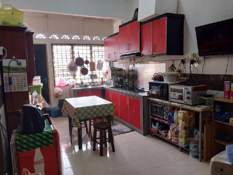 Rumah Teres Taman Alor Ara Kenanga Kampung Ketapang Tengah, Pekan - photo 7