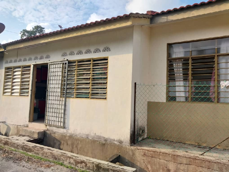 Rumah Teres Taman Alor Ara Kenanga Kampung Ketapang Tengah, Pekan - photo 10