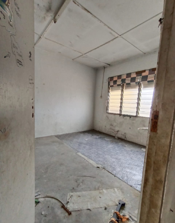 HARGA RM100K Rumah TERES 2 TINGKAT TAMAN TAS RIA, KUANTAN  - photo 3