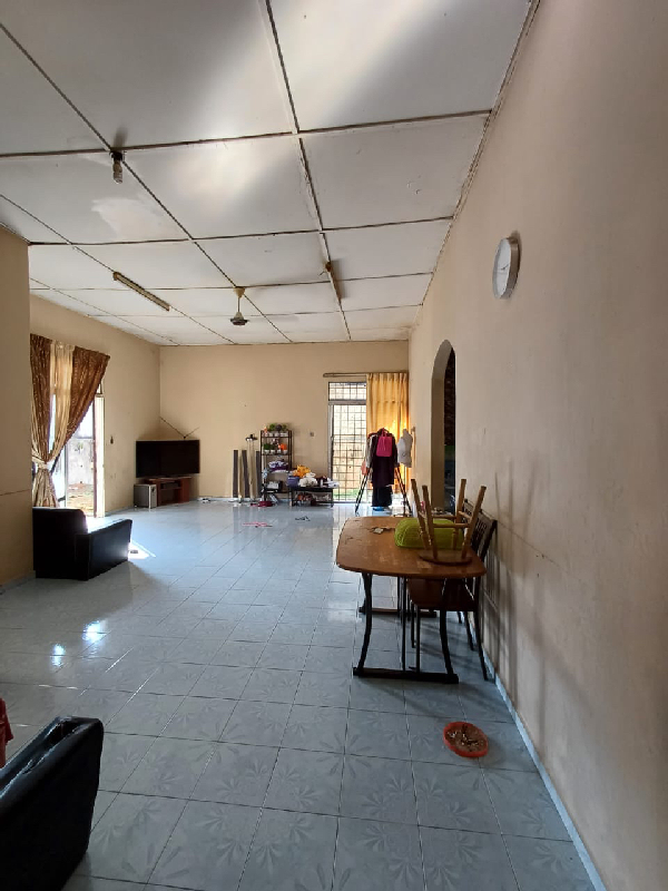 Rumah Semi D Setingkat Kg Padang Jaya Kuantan - photo 2