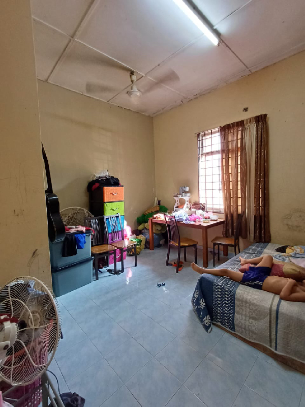 Rumah Semi D Setingkat Kg Padang Jaya Kuantan - photo 5