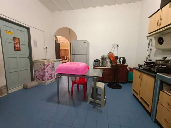 HOT LOCATION Rumah SEMI-D,TAMAN PELINDUNG MAJU 2, BESERAH, KUANTAN,PAHANG - photo 4