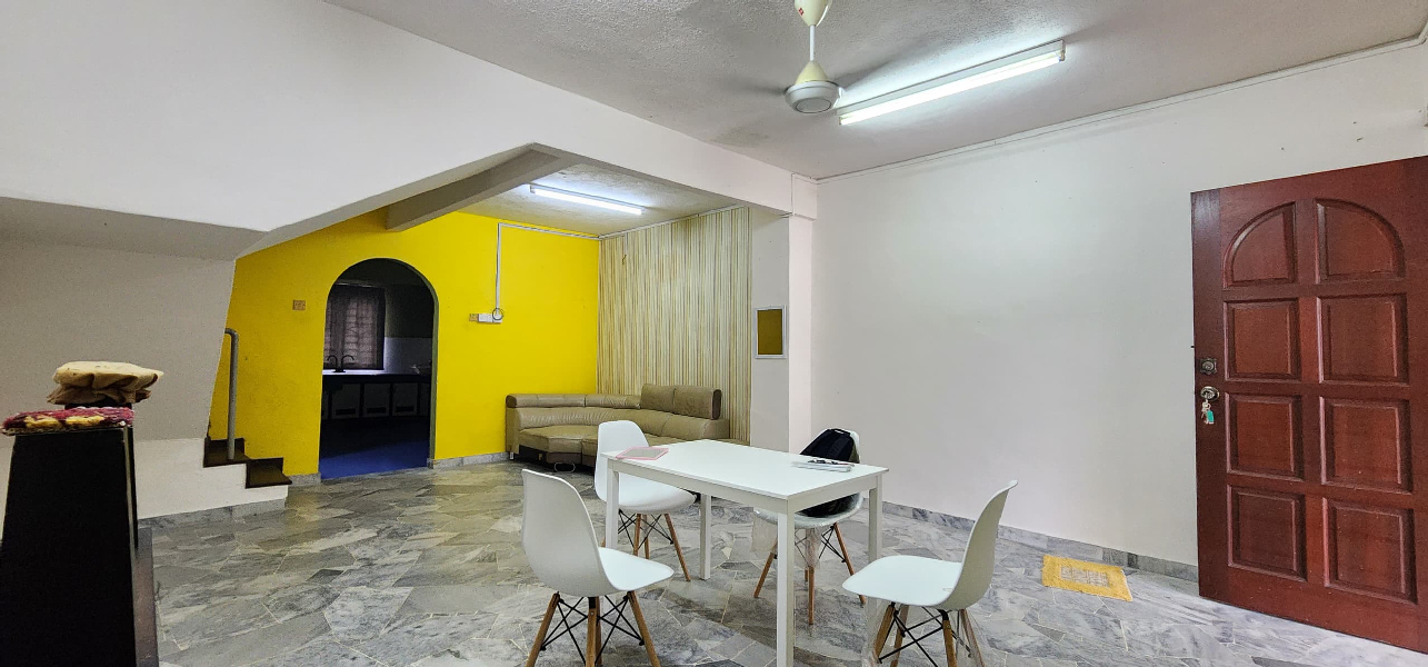 RUMAH CANTIK TERES 2 TINGKAT DI CENDERAWASIH FULLY RENO - photo 2
