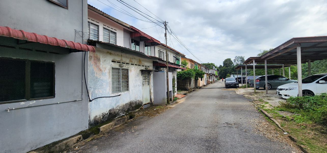 RUMAH CANTIK TERES 2 TINGKAT DI CENDERAWASIH FULLY RENO - photo 9