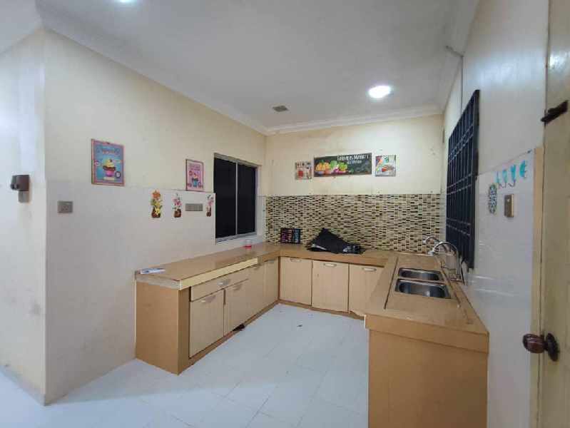 RUMAH RENOVATED TERES SETINGKAT DI TAMAN BATU HITAM - photo 4