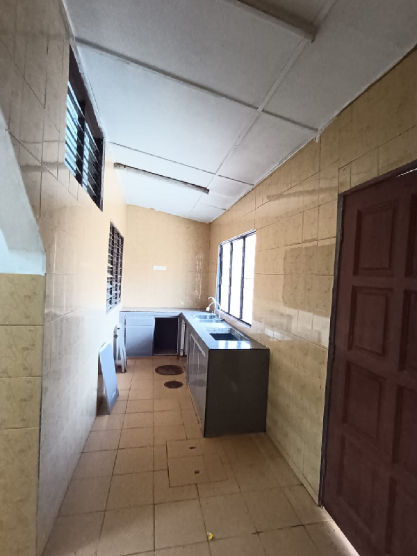 RUMAH CANTIK RUMAH TERES SETINGKAT UNTUK DIJUAL - photo 9