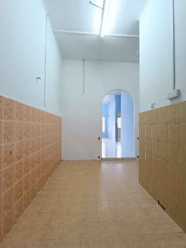 RUMAH CANTIK RUMAH TERES SETINGKAT UNTUK DIJUAL - photo 10