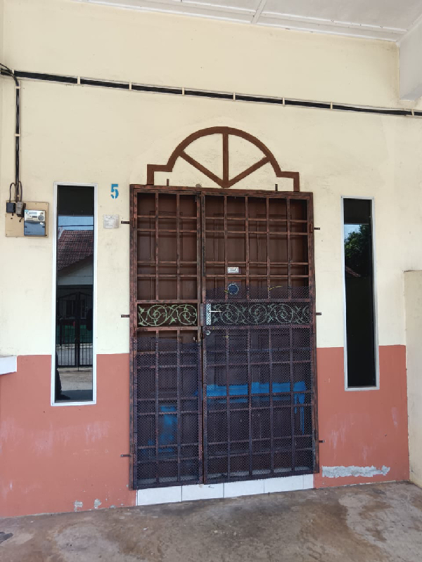 RUMAH CANTIK RUMAH TERES SETINGKAT UNTUK DIJUAL - photo 12