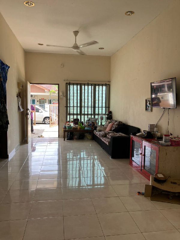Rumah Teres Setingkat Taman DMarina Kuantan Untuk Dijual - photo 2