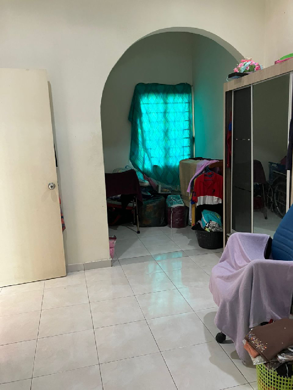Rumah Teres Setingkat Taman DMarina Kuantan Untuk Dijual - photo 4