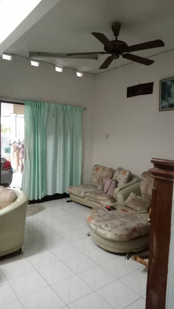 Rumah Teres Dua Tingkat Pasdec Makmur Indera Mahkota 2 Kuantan Phg - photo 2