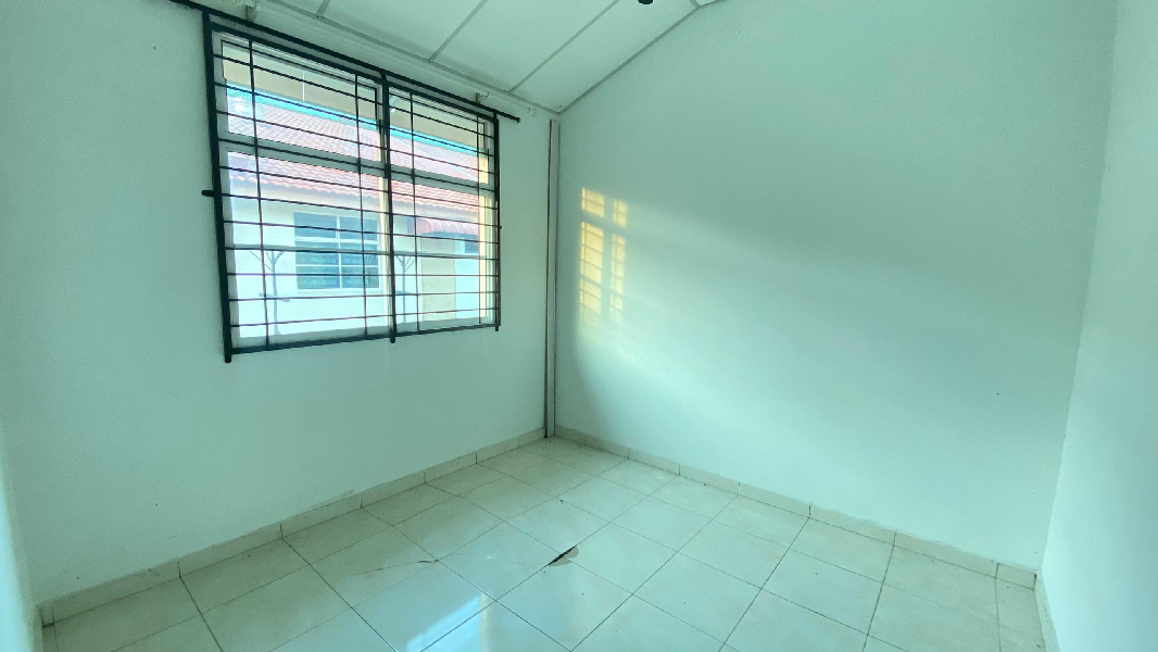 Rumah Teres 1 1/4 Tingkat Taman PSJ Sungai Karang Kuantan [FREEHOLD] - photo 7