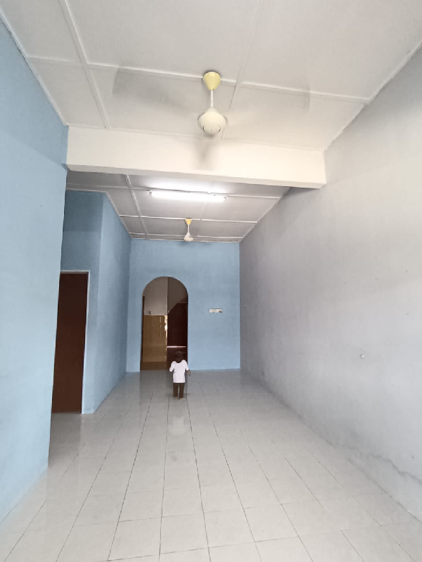 RUMAH CANTIK RUMAH TERES SETINGKAT UNTUK DIJUAL - photo 2