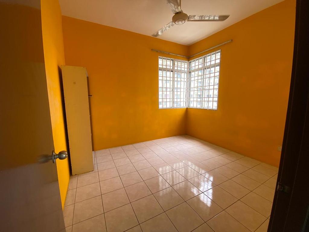 MuRaH PaRTLy FuRNiSHED Pv3 BiLiK 4 KL EaST MaLL - photo 4