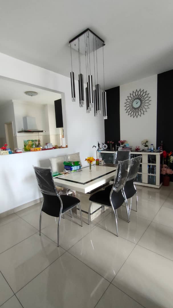ThE TaMaRiND SeNTuL FREeHOLD FuLLY FURNIiSheD - photo 3