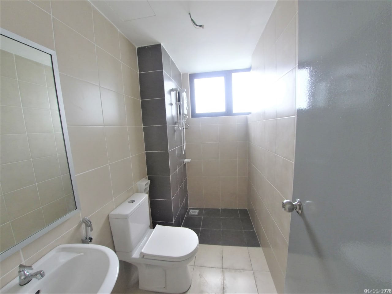 CoRNeR UNiT TiARa ImPeRiO ReSiDeNCE BanGi - photo 7