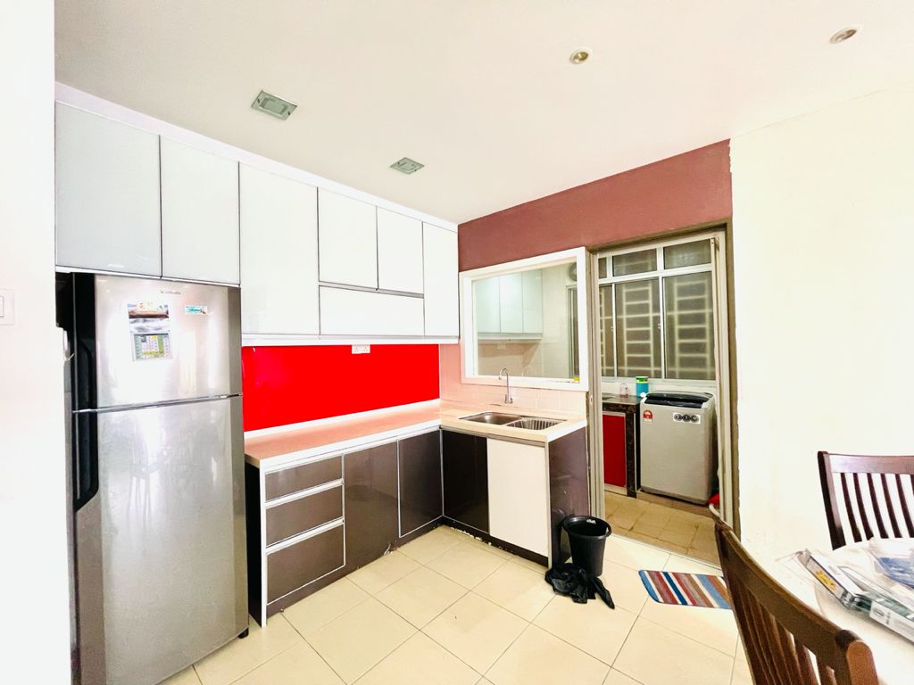 FuLLy FURNiShED PV12 SeTaPak BaWAh aDa MYdiN AeON - photo 4