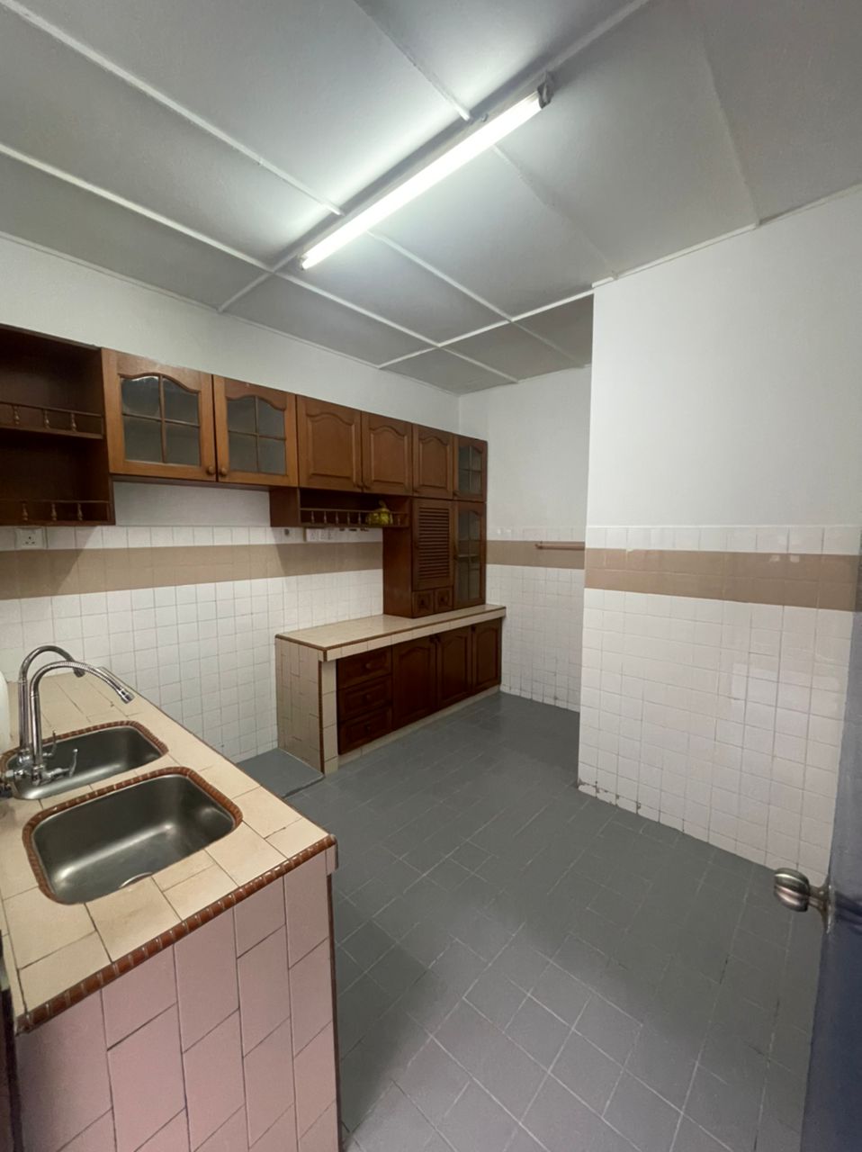 RuMaH SETiNGKaT FREeHoLd SETaPaK InDaH DaNaU KOTa - photo 7