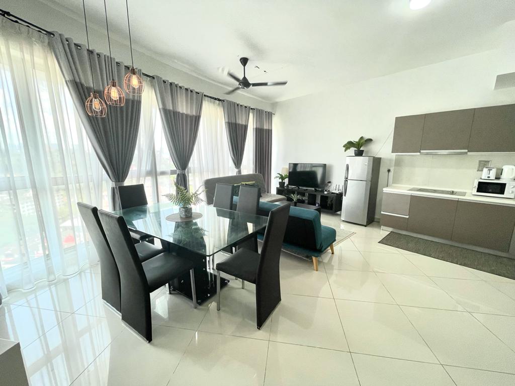 FuLLy FuRNiShED STuDiO REGaLiA SuiTES RESiDeNcE - photo 3