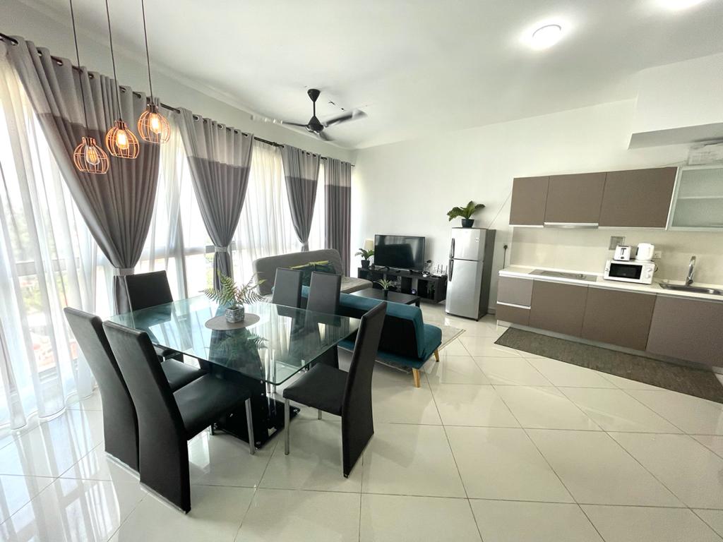 FuLLy FuRNiShED STuDiO REGaLiA SuiTES RESiDeNcE - photo 5