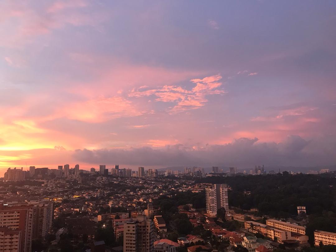 StuDio DuPLEx ALiLa BaNgSaR FuRNiShED KL SeNtRaL - photo 4
