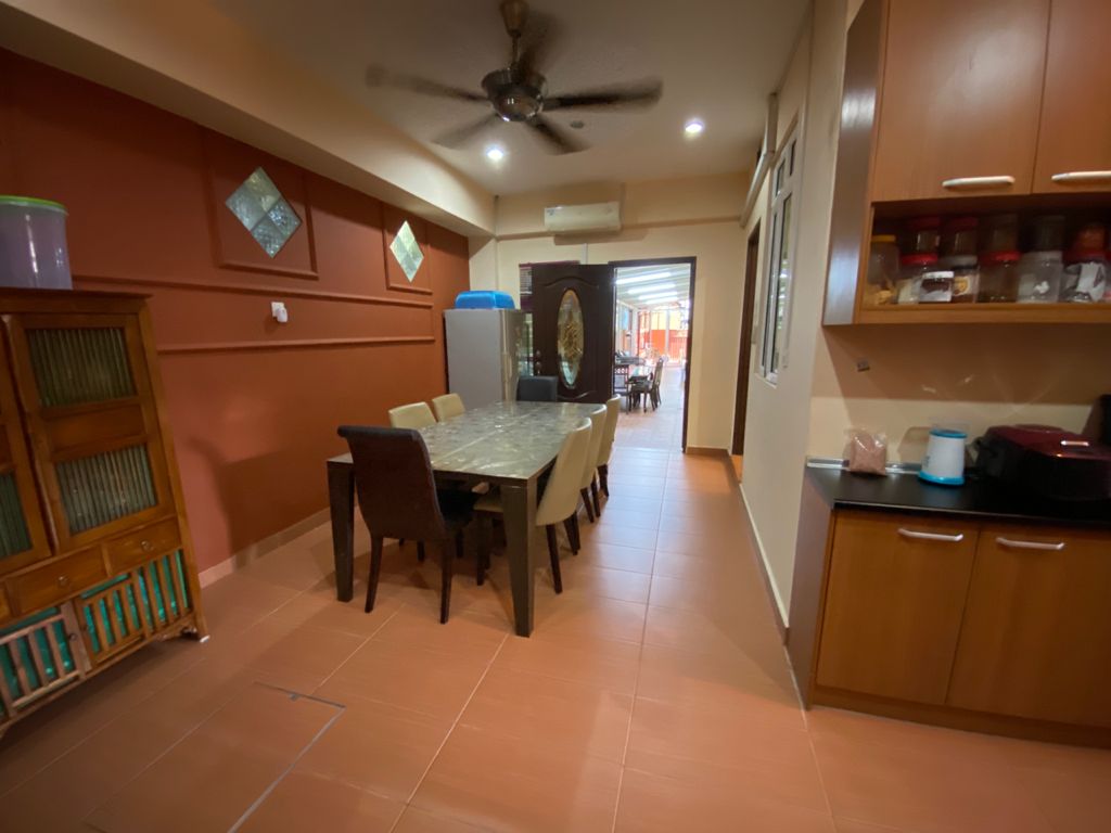 Bungalow LUaS  BeSaR  View KLCc Kg MeLayU AMpANg - photo 5