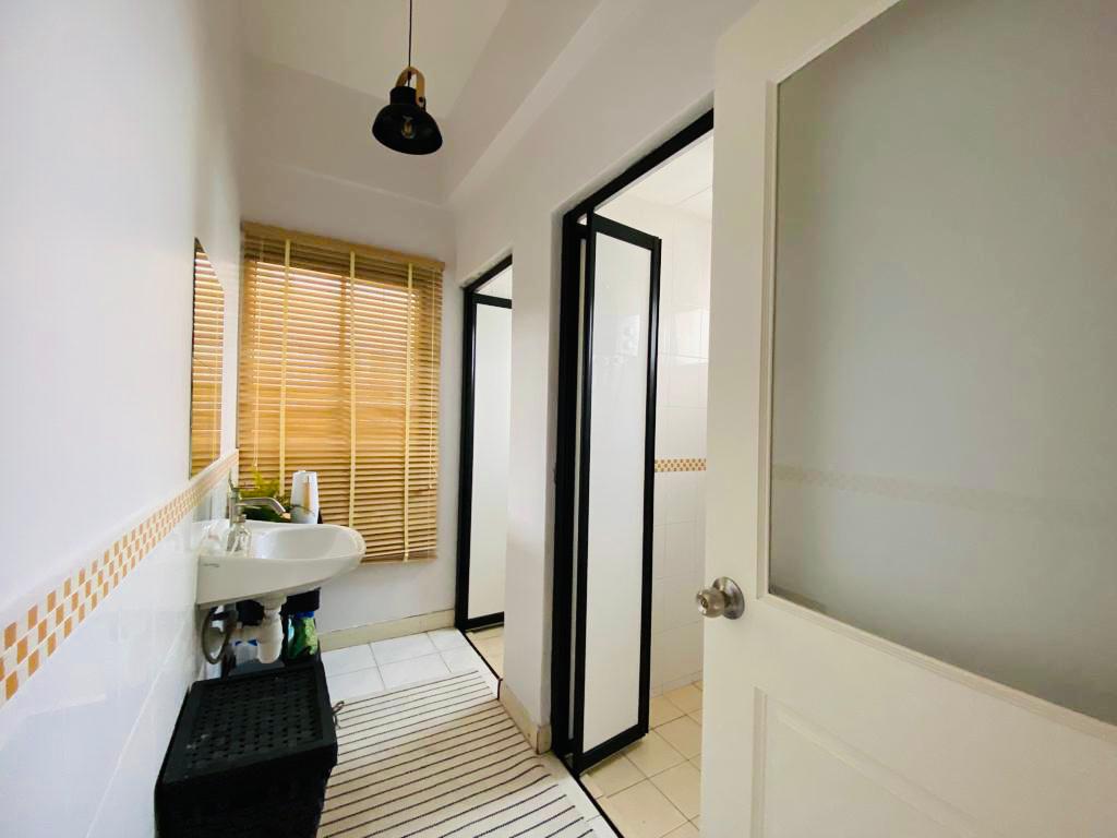 Renovated Seri Maya Condominium FReEHoLd - photo 5