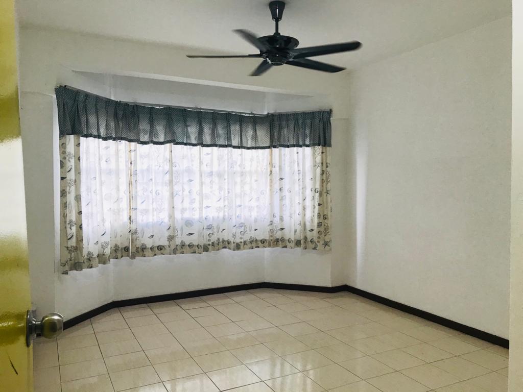 RuMah BeSaR iDaMaN PuTeRa 4 RooMs SeTaPak - photo 6