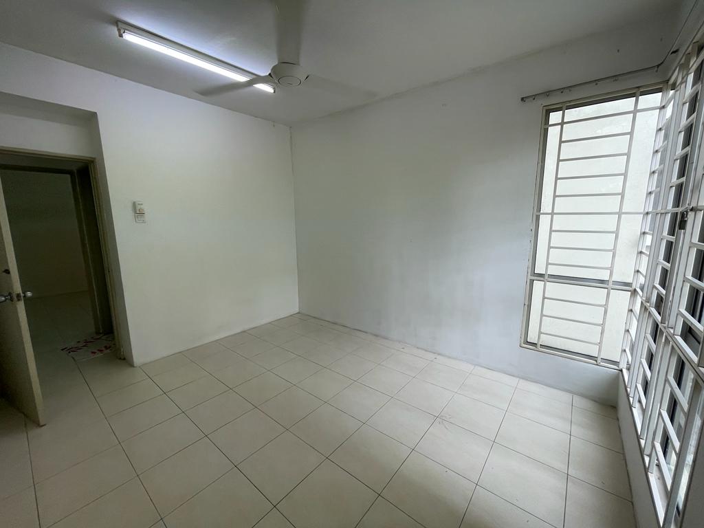 CoRNeR LoT RuMaH BeSaR PV13 SeTaPaK 4 BiLiK - photo 7
