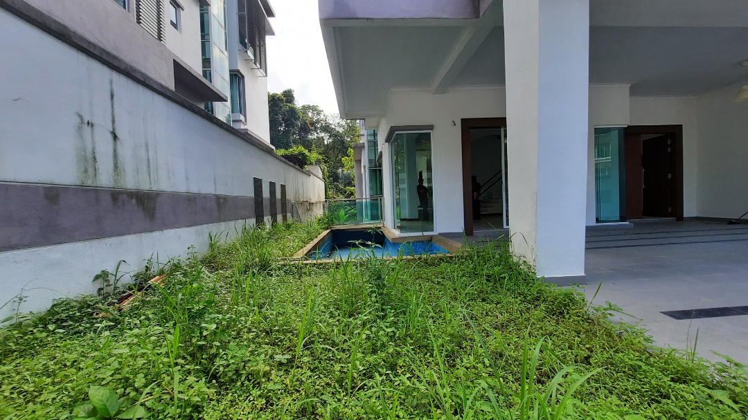SeMi D BeVeRLy HeiGhT FReEHoLD AmPanG - photo 2