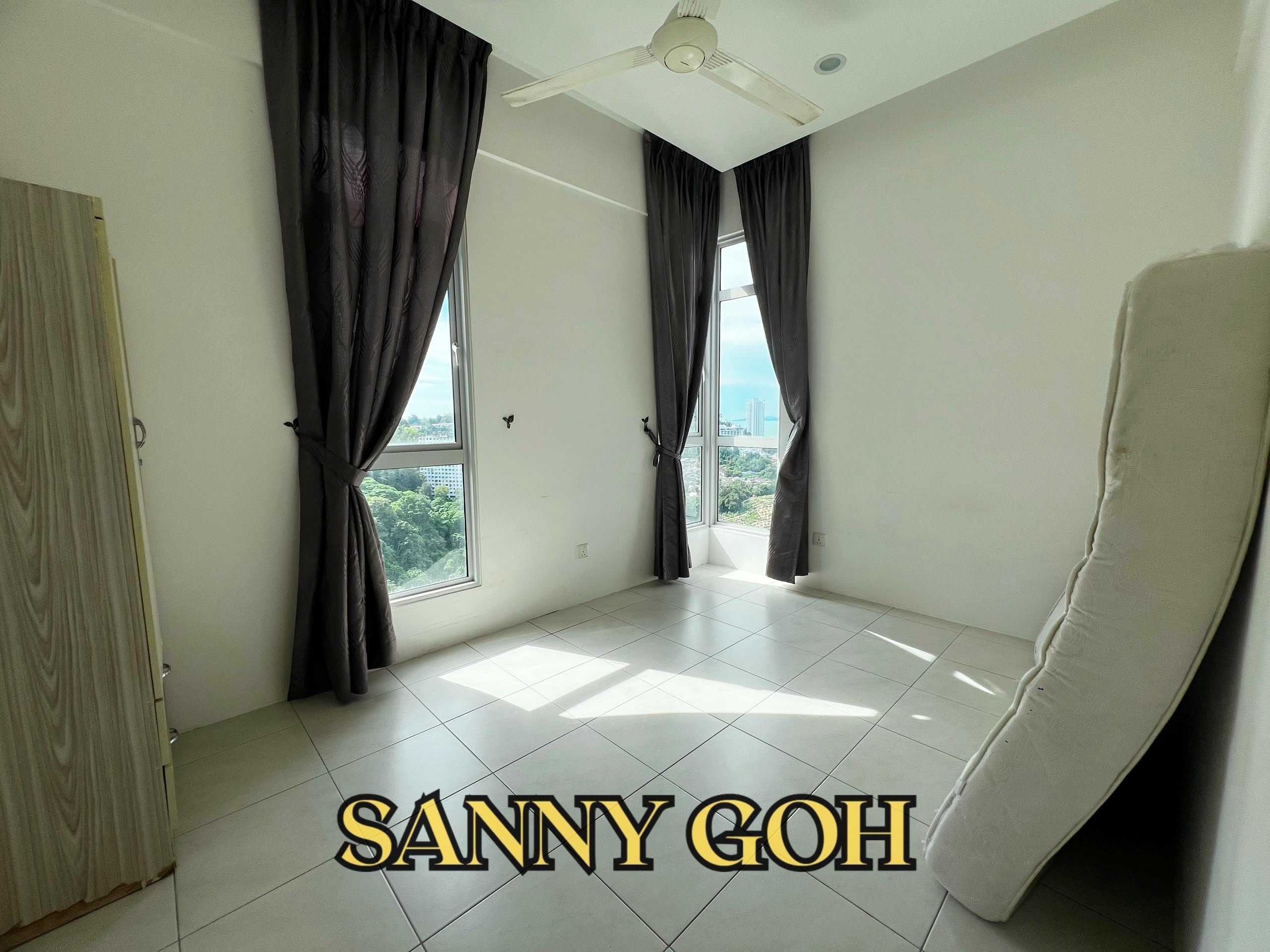 The Peak Residence - photo 2