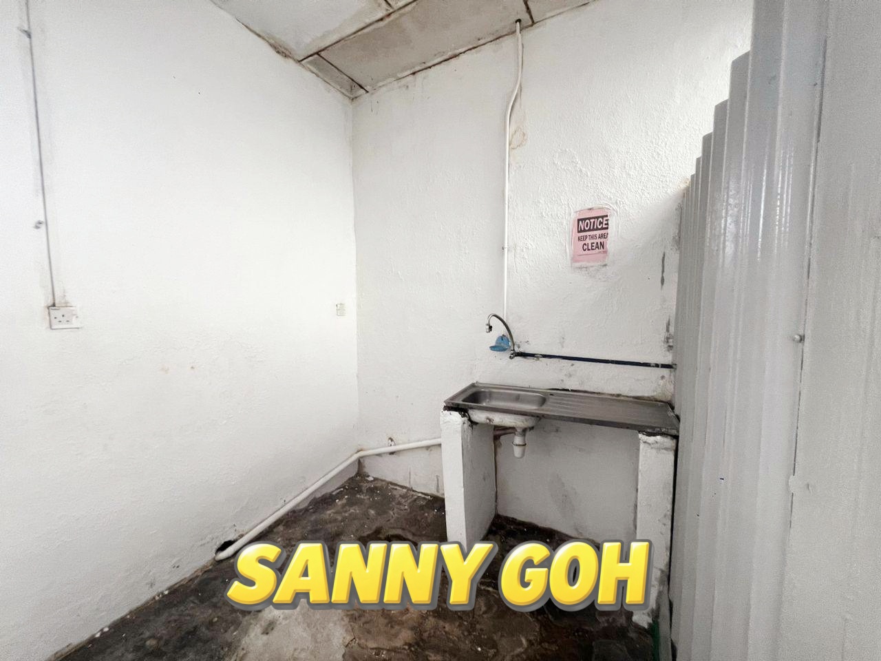 Single Storey Terraced Tingkat Batu Maung 590k - photo 2