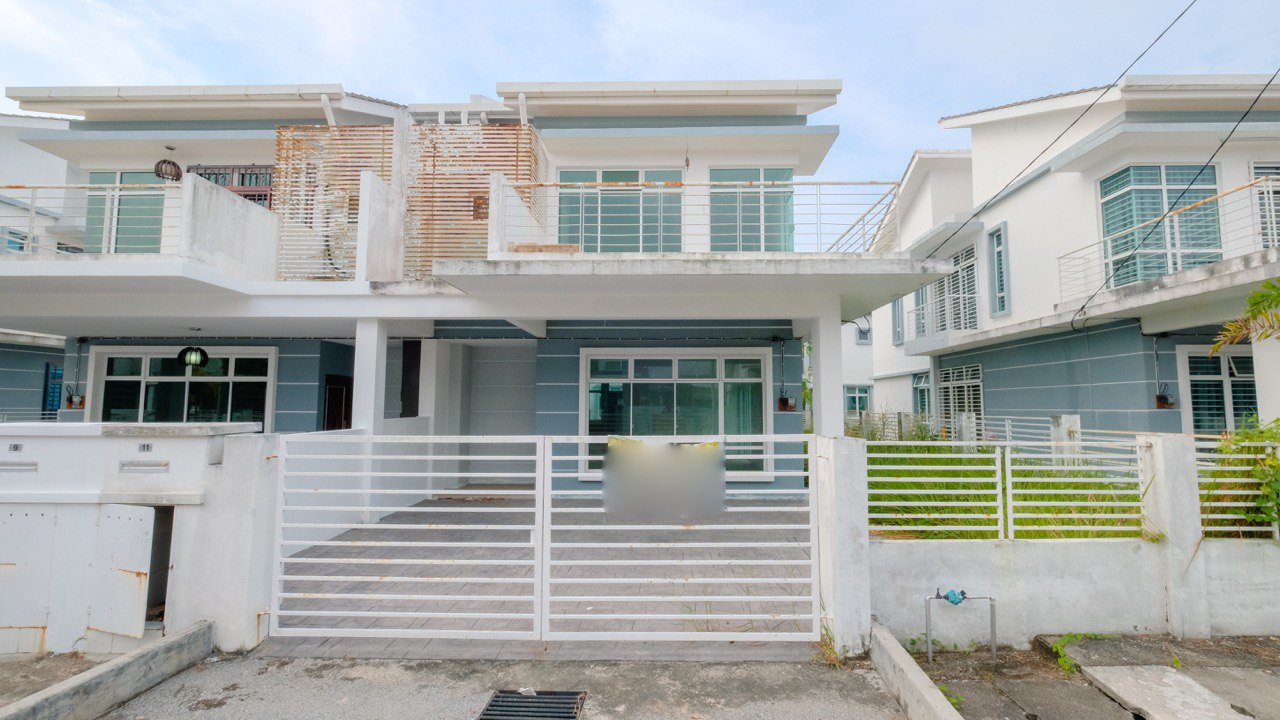 2STY SEMI-D ROYAL GARDEN BANDAR SAUJANA PUTRA